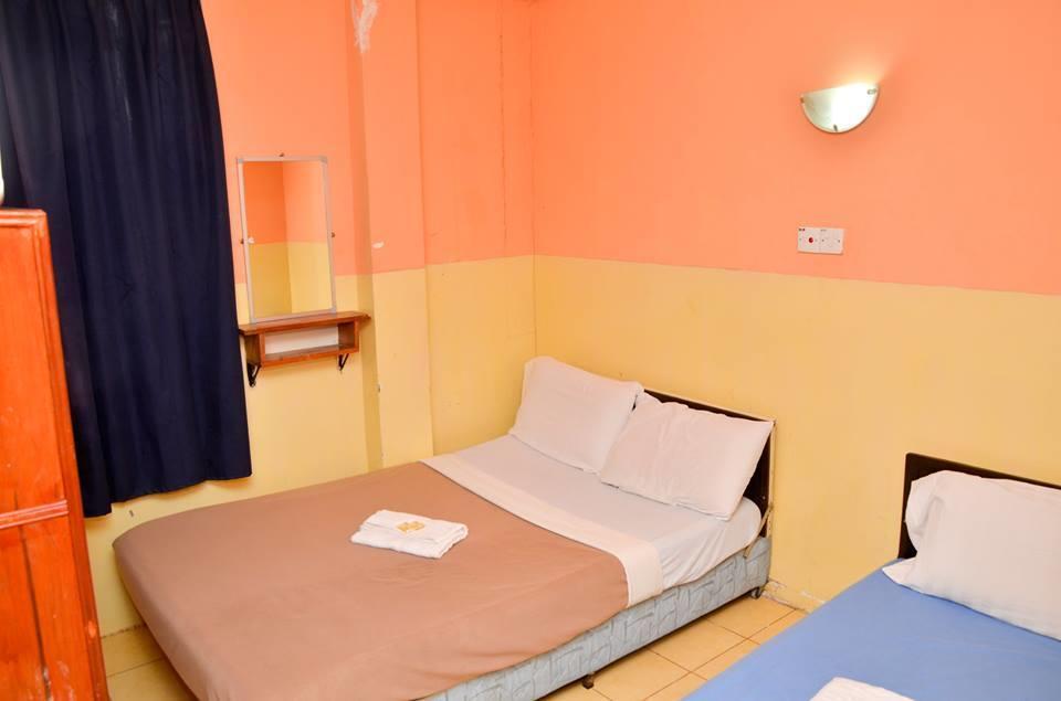 A&J Budget Hotel Кота-Кинабалу Экстерьер фото